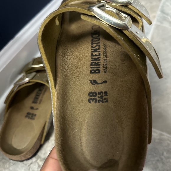 Brand New Birkenstock Never Worn - Picture 3 of 4